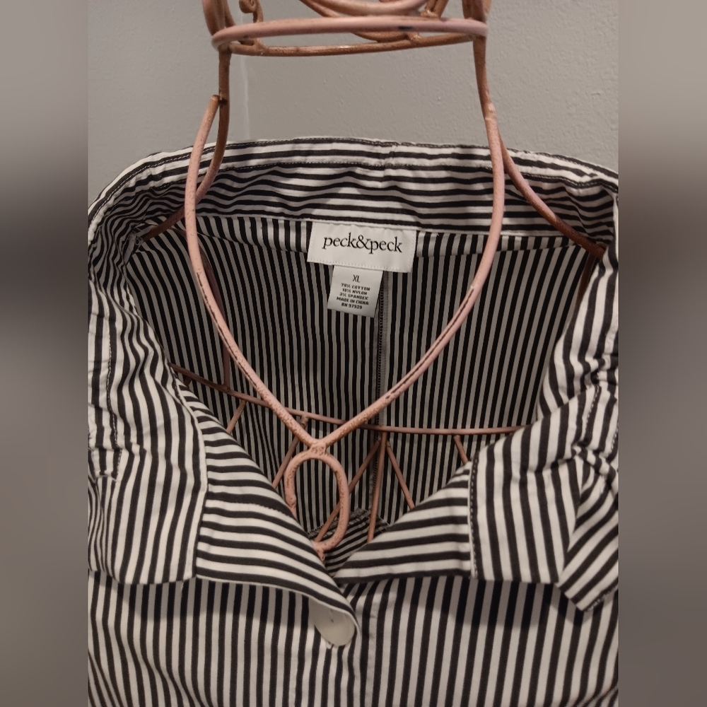 Striped Button-Up Shirt - Picture 4 of 7